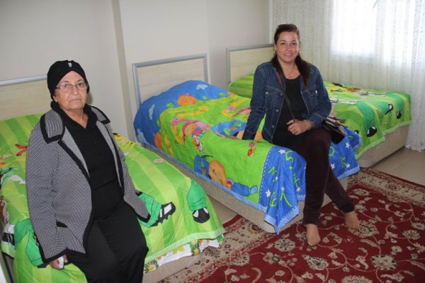 HAYIRSEVER KADINLARDAN KİMSESİZ ÇOCUKLARA SICAK BİR YUVA 