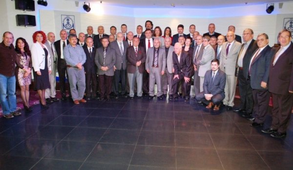 MMO\'DA 50 YILLIK ÜYELERE PLAKET