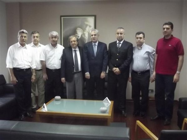 Yönetim Kurulumuz ADASO Başkanı Zeki Kıvanç ve Yönetim Kurulu Üyelerine Hayırlı olsun Ziyaretinde bulundu.